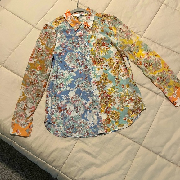 Silky blouse - Picture 1 of 4